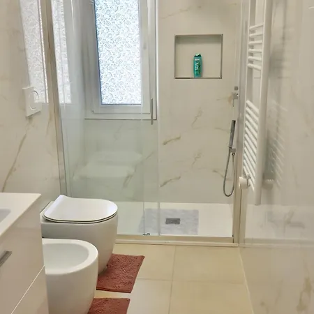 Casa Riviera Chiara Con Parcheggio Privato Nel Cuore Di Arma