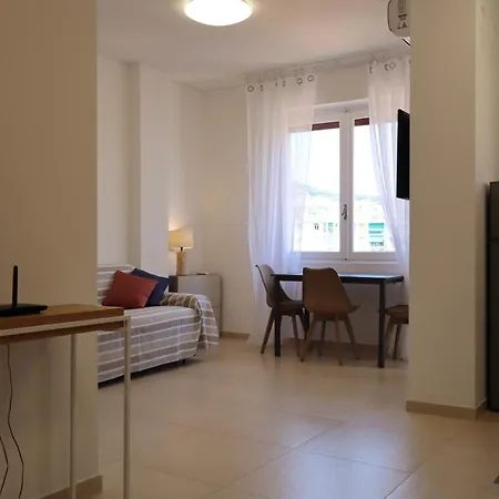 Casa Riviera Chiara Con Parcheggio Privato Nel Cuore Di Arma Apartman *